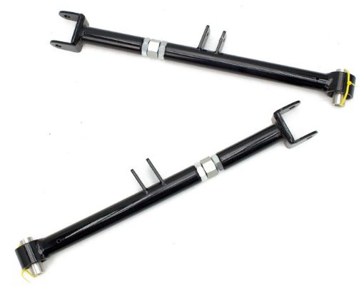 Kuva: BMW E36 Rear Toe Arms With Bucket Delete