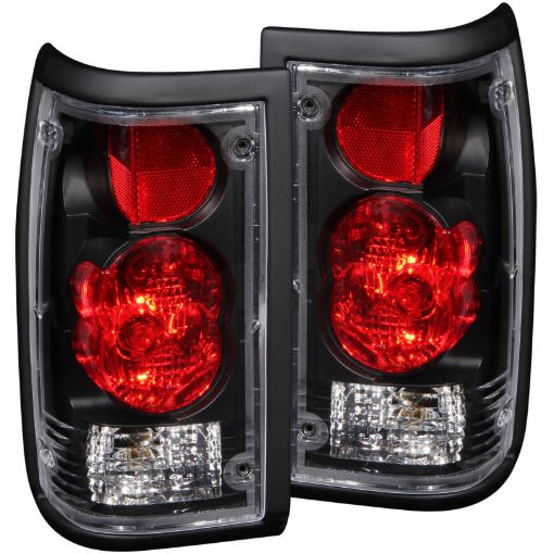 Kuva: ANZO 1986 - 1993 Mazda B2000 Taillights Black