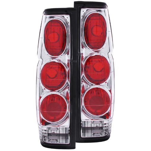 Kuva: ANZO 1986 - 1997 Nissan Hardbody Taillights Chrome