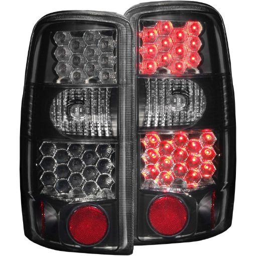 Kuva: ANZO 2000 - 2006 Chevrolet Suburban LED Taillights Dark Smoke