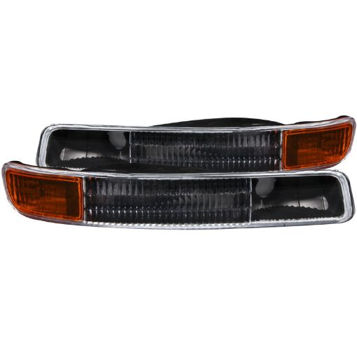 Kuva: ANZO 1999 - 2006 Gmc Sierra 1500 Euro Parking Lights Black w Amber Reflector