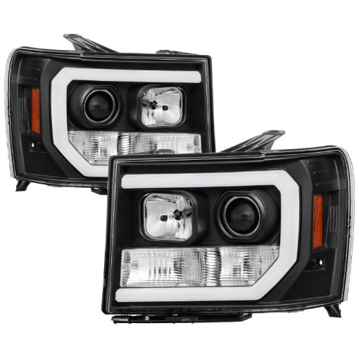 Kuva: Spyder GMC Sierra 150025003500 07 - 13 V2 Projector Headlights - Black PRO - YD - GS07V2 - LBDRL - BK