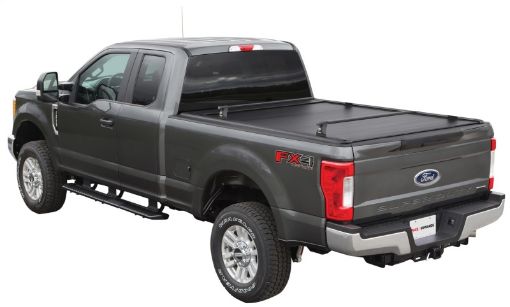 Kuva: Pace Edwards 15 - 17 Chevy Colorado Crew Cab 5ft 2in Bed UltraGroove Metal