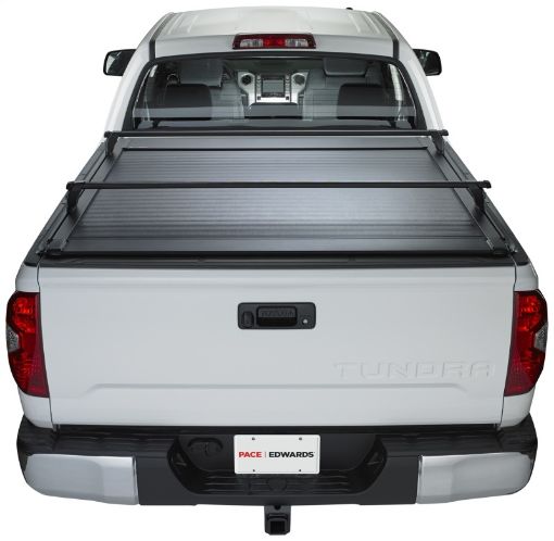 Kuva: Pace Edwards 16 - 17 Toyota Tacoma Regular and Access Cab 6ft 2in Bed UltraGroove