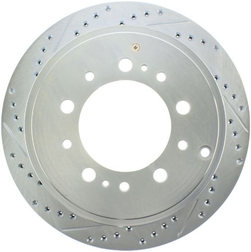 Kuva: StopTech Select Sport 13 - 17 Toyota Land Cruiser Drilled Slotted Rear Passenger - Side Brake Rotor