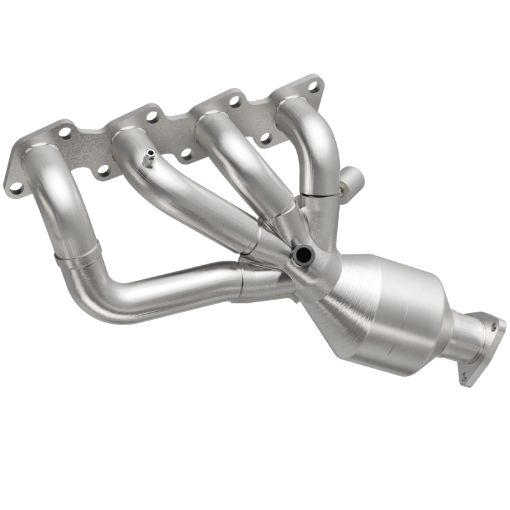 Kuva: Magnaflow Conv DF 98 - 99 Nissan Frontier 2.4L