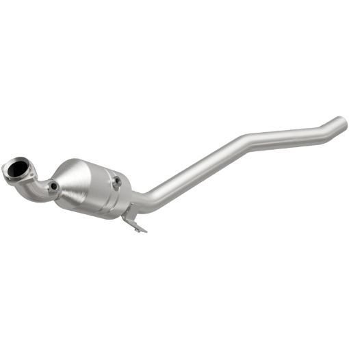 Kuva: Magnaflow Conv DF 2006 - 2011 R350 3.5 L Underbody