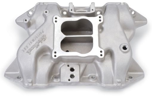 Kuva: Edelbrock Performer 383 w Egr Manifold