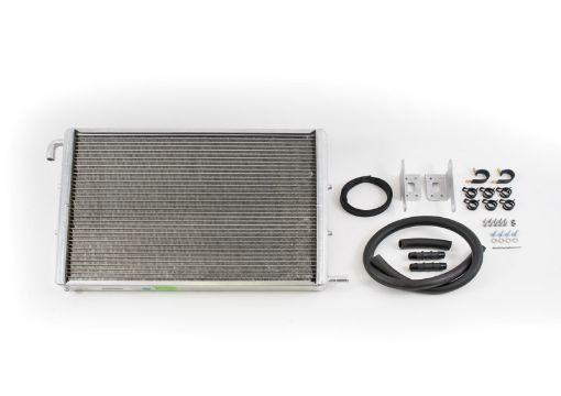 Kuva: AWE Tuning B8 8R 3.0T ColdFront Heat Exchanger