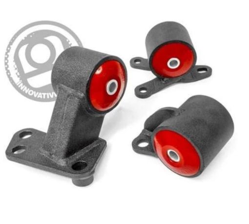 Kuva: Innovative 94 - 01 Integra B - Series Black Steel Mounts 60A Bushings (Auto to Manual Hydro 2 Bolt)