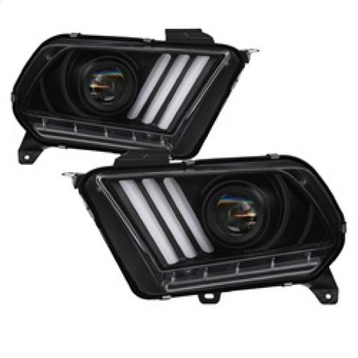 Kuva: Spyder 10 - 13 Ford Mustang - Halogen - Projector Headlights - LED Signals - Black (PRO - YD - FM2010V2 - BK)